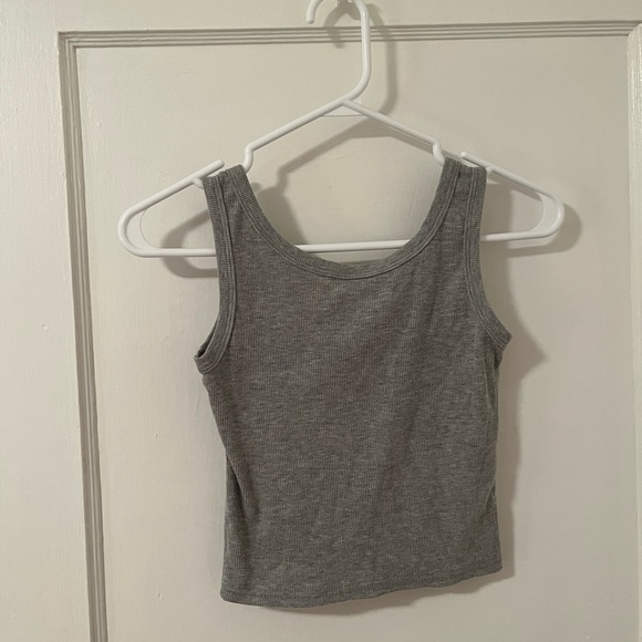 Cute grey tank top - Picture 2 of 3
